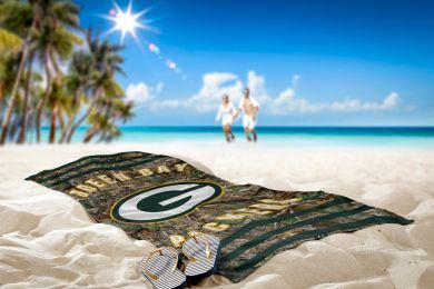 Packers OFFICIAL NFL Realtree "Stripes" Beach Towel;  30" x 60"